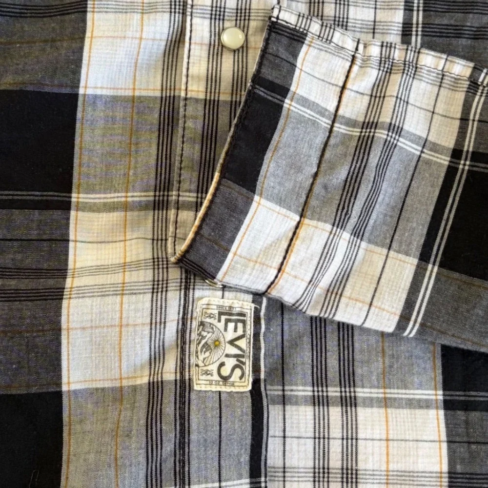 Levis Mens XL Modern Western Pearl Snap Front Plaid Shirt Cowboy Vintage Style